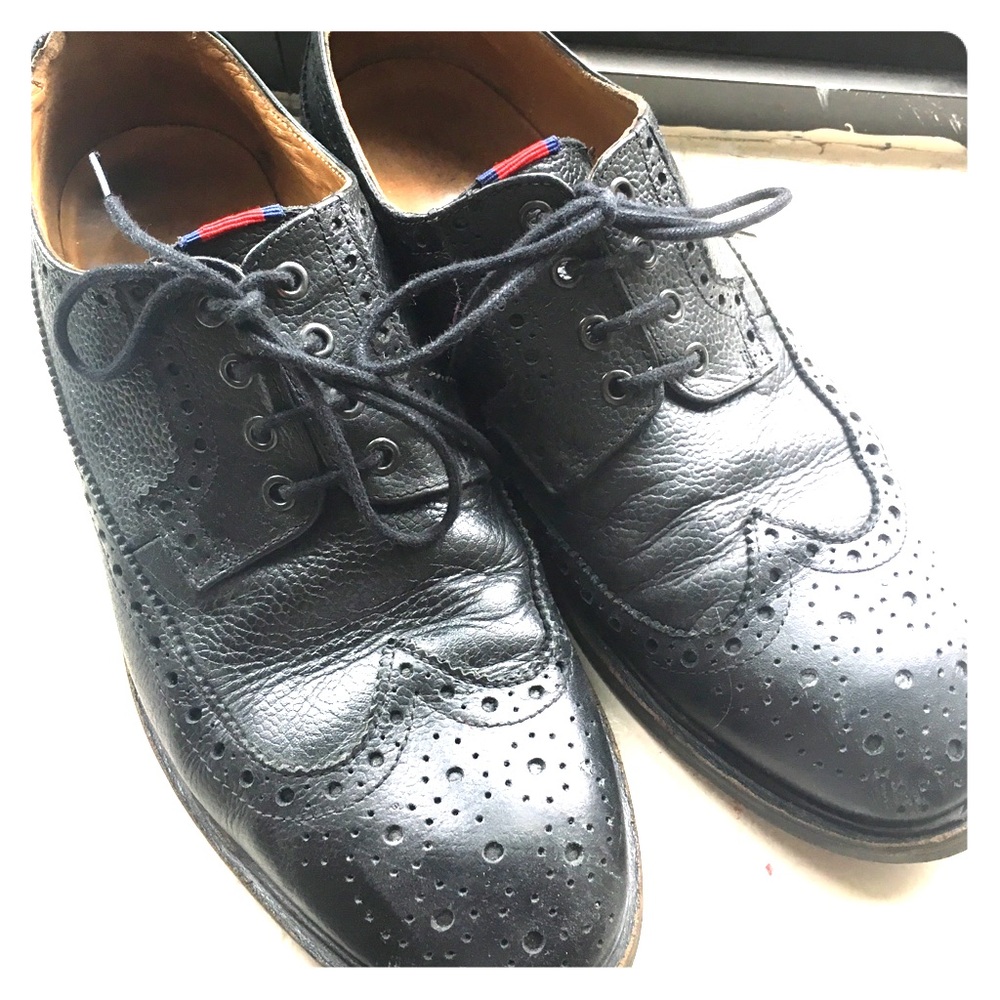 Dress shoes